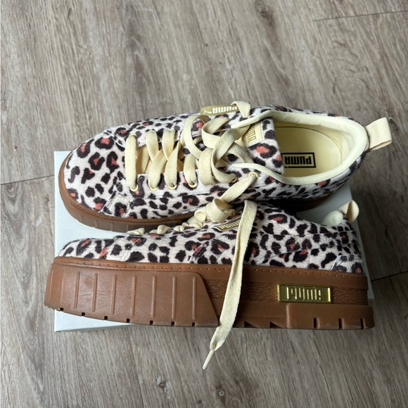 PUMA Mayze platform sneaker fuzzy leopard print size 8.5 womens shoes. - Picture 2 of 5